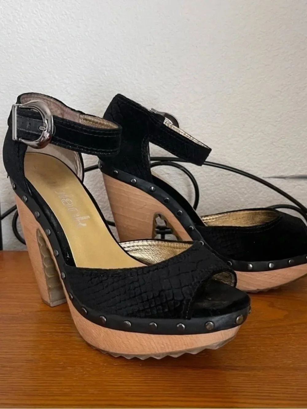 daniblack Black Snakeskin-Pattern Velvet Platform Sandals | Size 7